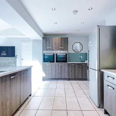 The Retreat - Sleeps 10 - Yorksha Semesterbostad