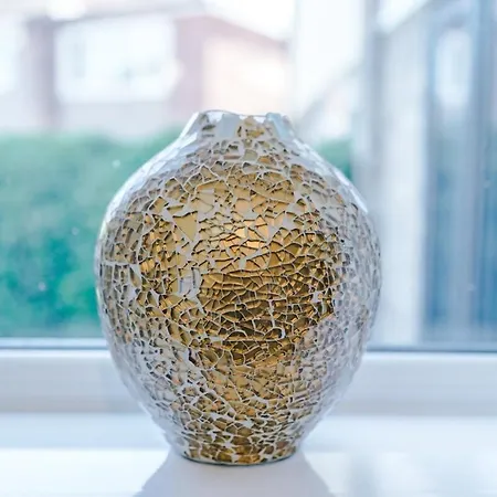 The Retreat - Sleeps 10 - Yorksha * Leeds (West Yorkshire)