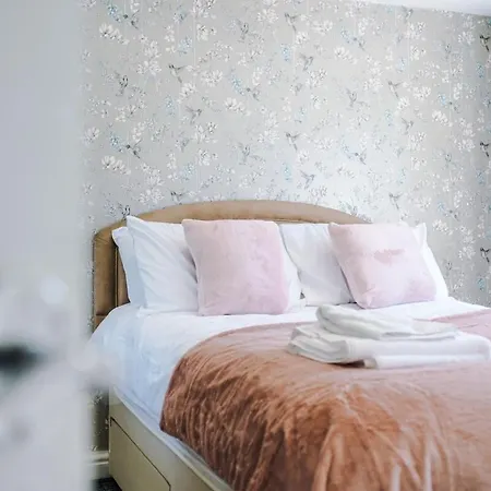 Holiday home The Retreat - Sleeps 10 - Yorksha *