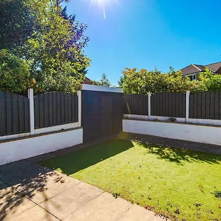 The Retreat - Sleeps 10 - Yorksha Holiday home *